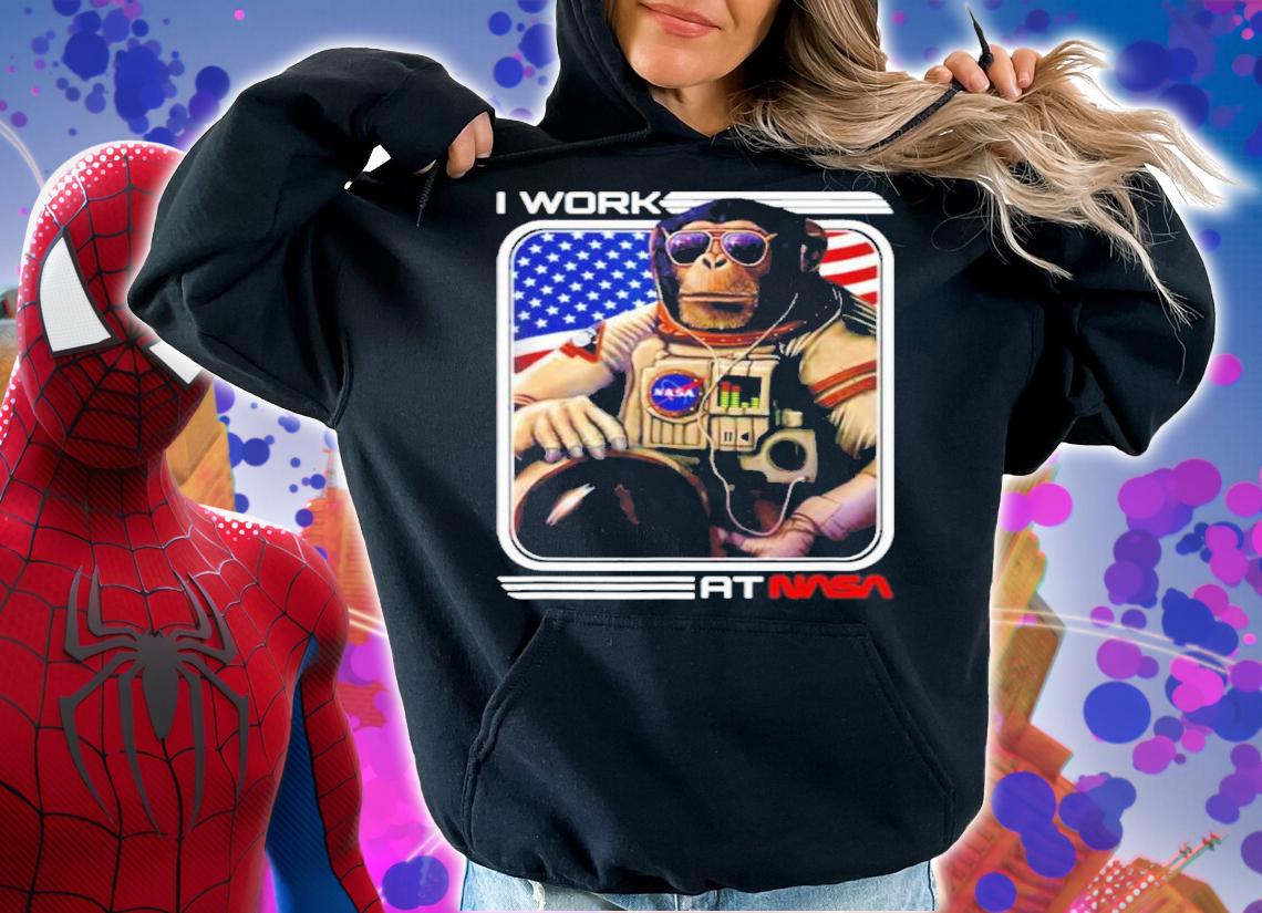 NASA Astronaut Monkey Worm Insignia Cool Shirt t-shirt hoodie
