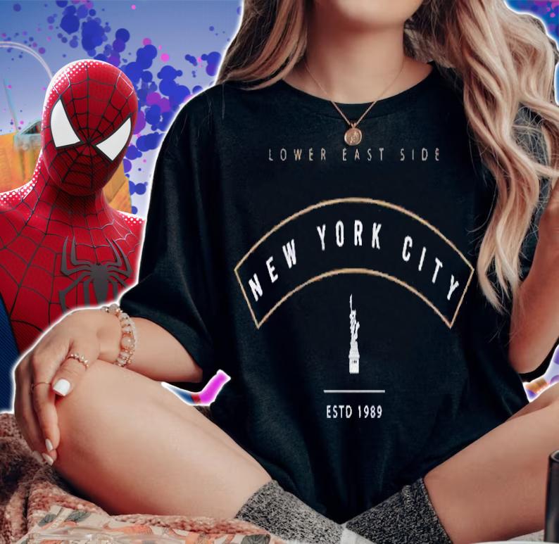 Minimalistic Lower East Side Ny New York City Souvenir Gifts Pullover Shirt t-shirt woman shirt