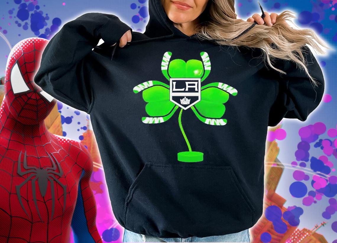 Los Angeles Kings Shamrock Hockey Tree St Patrick's Day T-Shirt hoodie