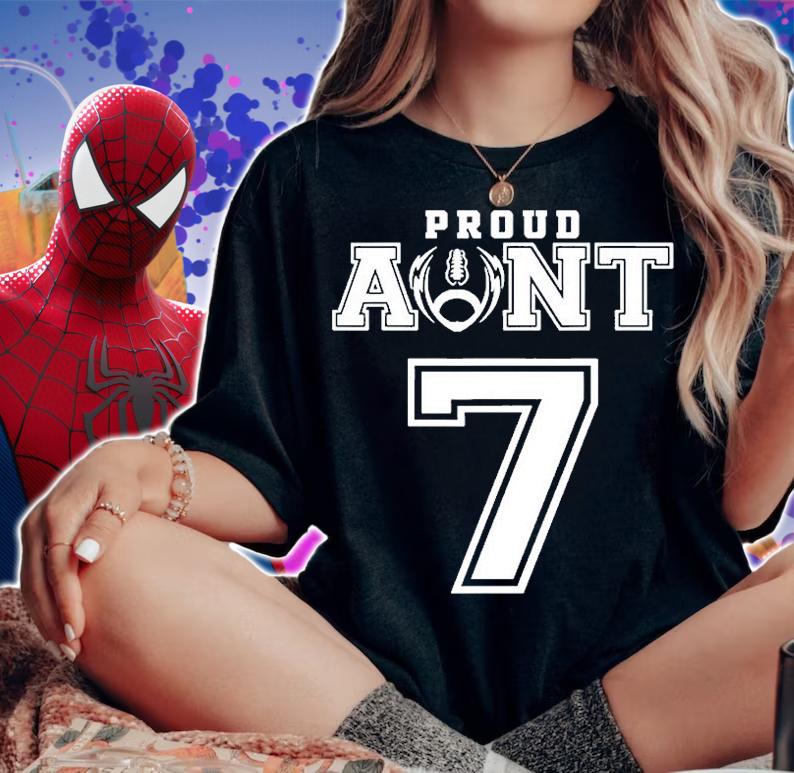 Proud Football Aunt Number 7 T-Shirt