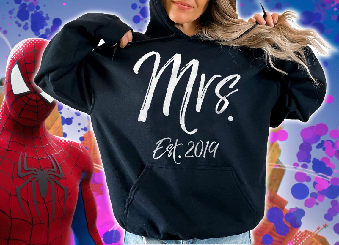 Matching Husband Wife Wedding Gift Womens Mrs Est 2019 Ver2 Shirt hoodie