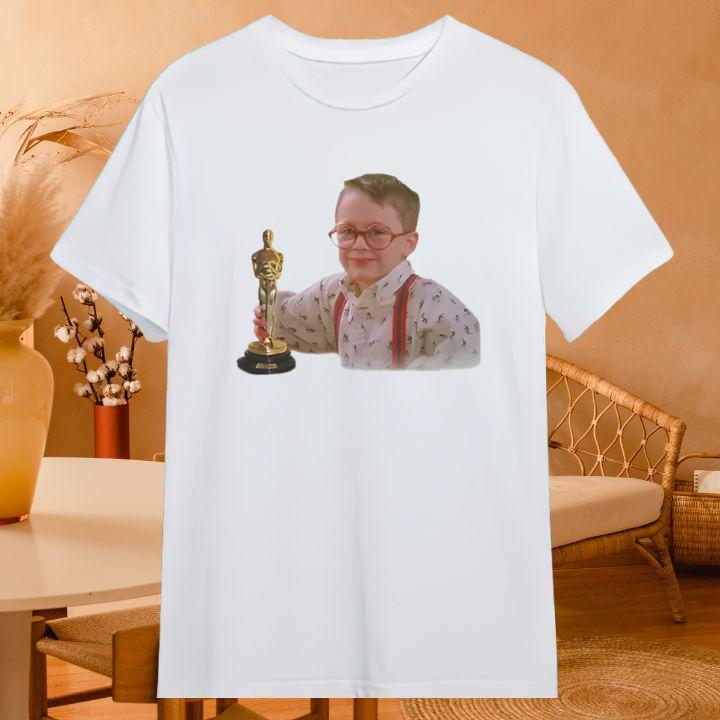 Home Alone Kevin Macaulay Culkin Actor Oscars 2025 T-Shirt